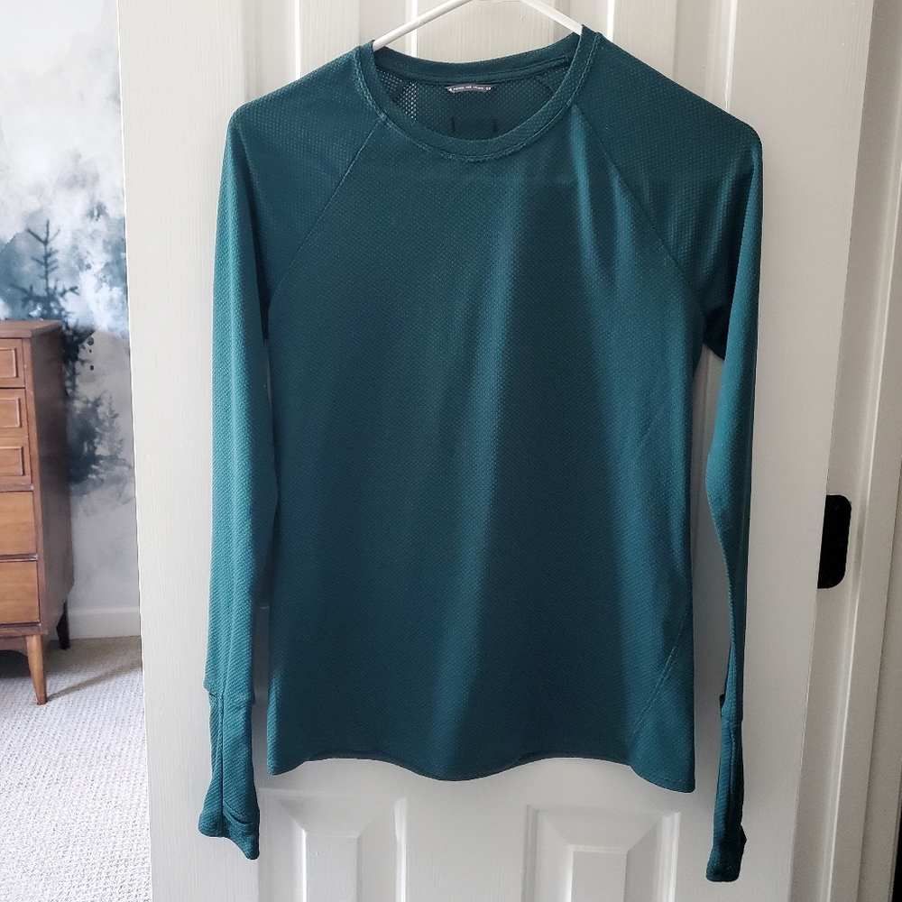Oiselle Flyout Long Sleeve, Dark Green (6)